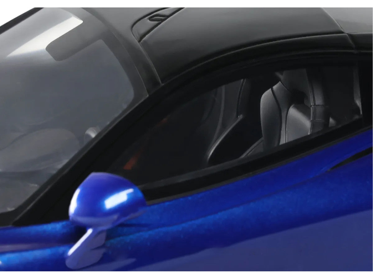 2023 McLaren 750S Coupe Blue Metallic with Black Top 1/18 Model Car by GT Spirit-2