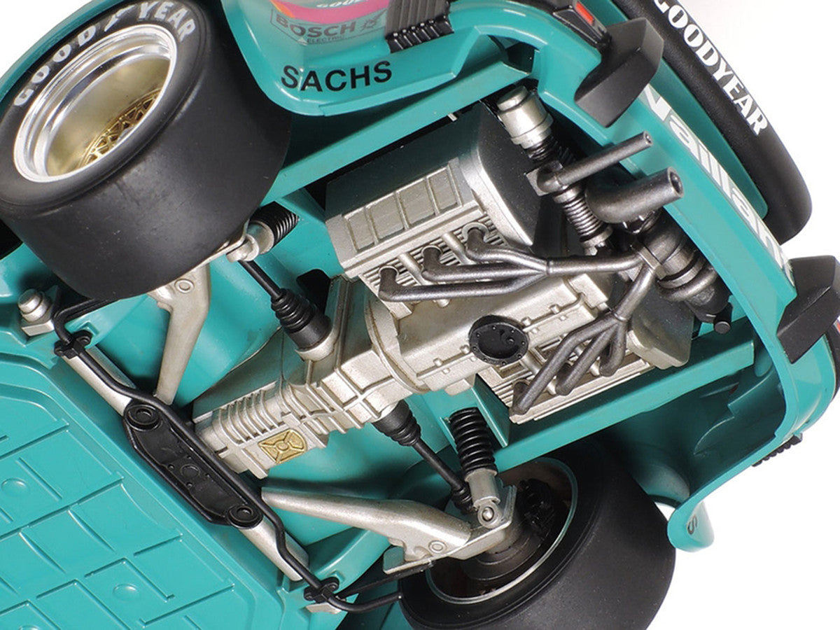 Model Kit Porsche 934 Turbo RSR "Vaillant-Kremer" 1/24 Scale Model by Tamiya-4