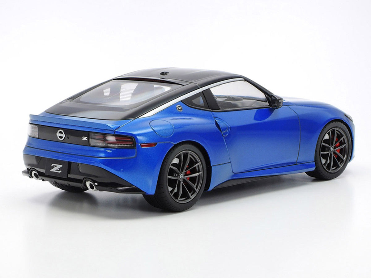 Model Kit Nissan Fairlady Z (RZ34) 1/24 Scale Model by Tamiya-2