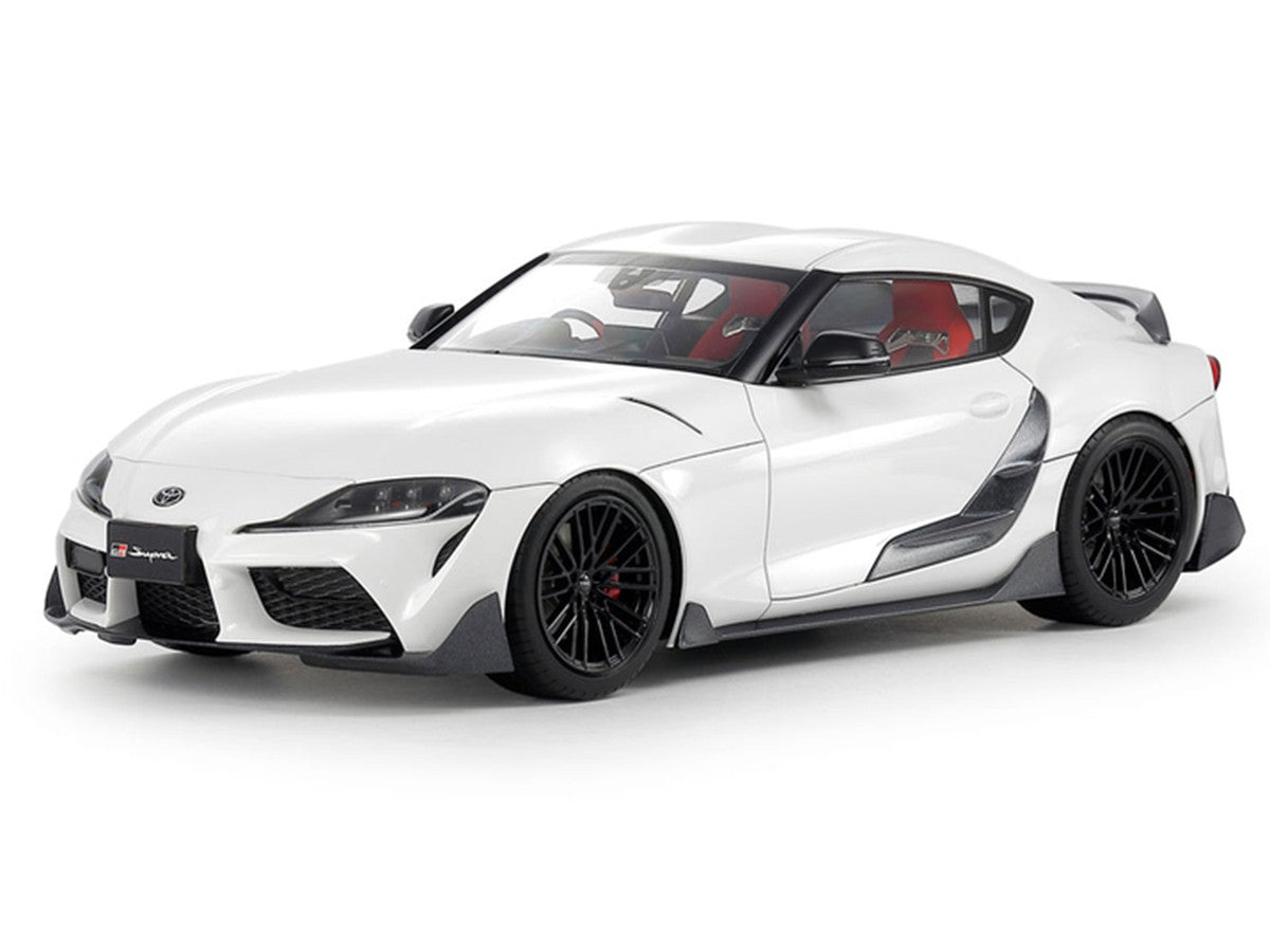 Model Kit Toyota GR Supra Custom 1/24 Scale Model by Tamiya-1